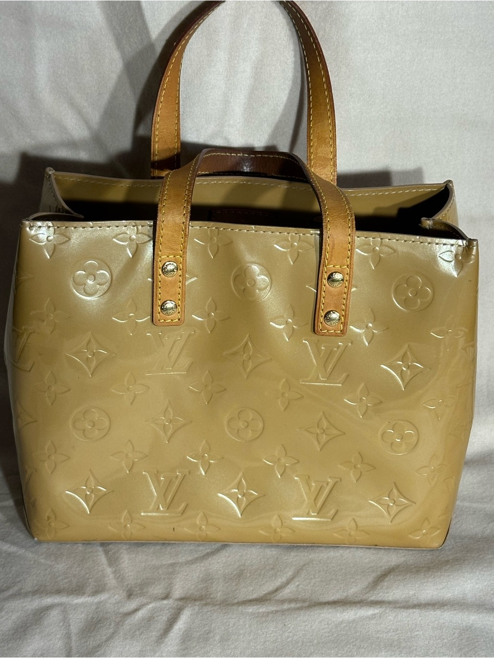 Louis Vuitton Vernis tote